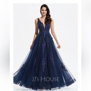 A-line V-neck Floor Length Prompageant Dress